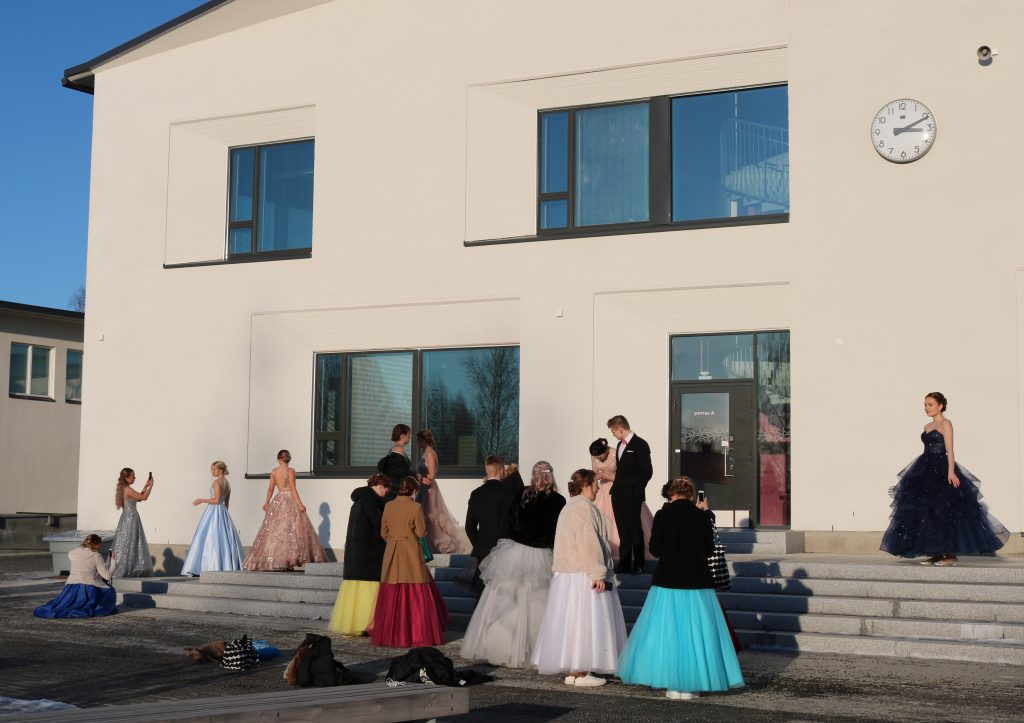 Vanhat lukion päädyssä